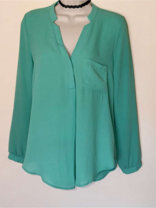 Harper Tops - Women's Mint Green V-Neck Long Sleeve Blouse